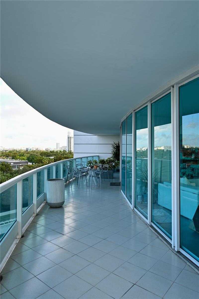 Small Image of 2127 BRICKELL AVE #1005, Miami Number 10