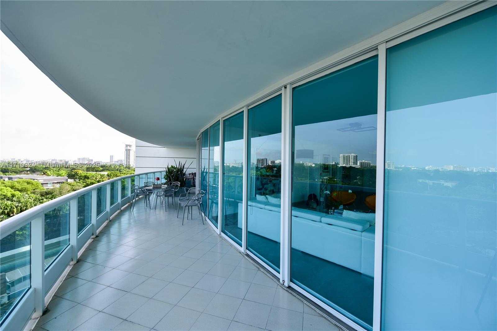 Small Image of 2127 BRICKELL AVE #1005, Miami Number 25