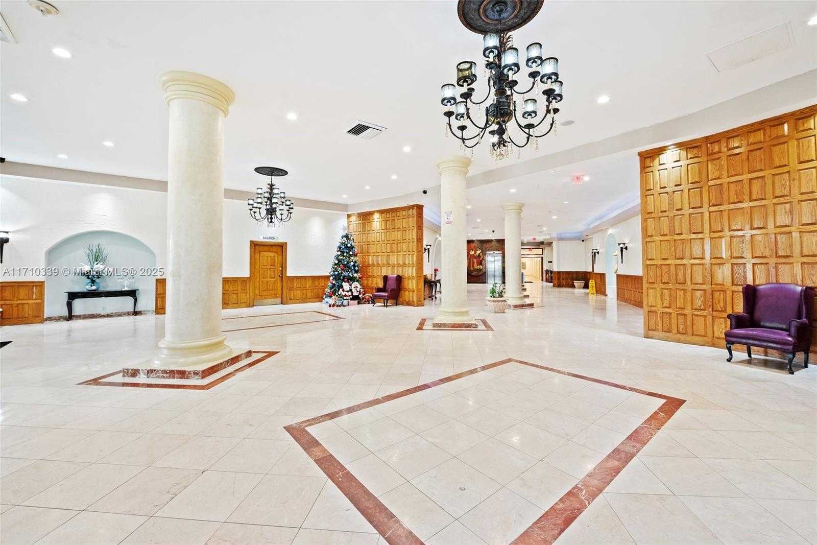 Small Image of 3725 S Ocean Dr, Hollywood, FL 33019, USA Number 24