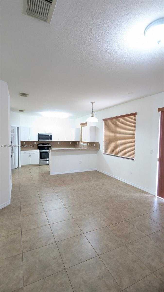 Small Image of 11840 SOUTH WEST 154TH AVE #11840, Miami Number 20