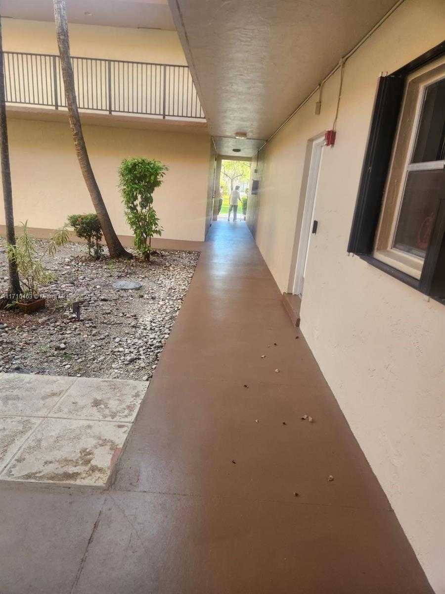 Small Image of 10411 SOUTH WEST 108TH AVE #151, Miami Number 17