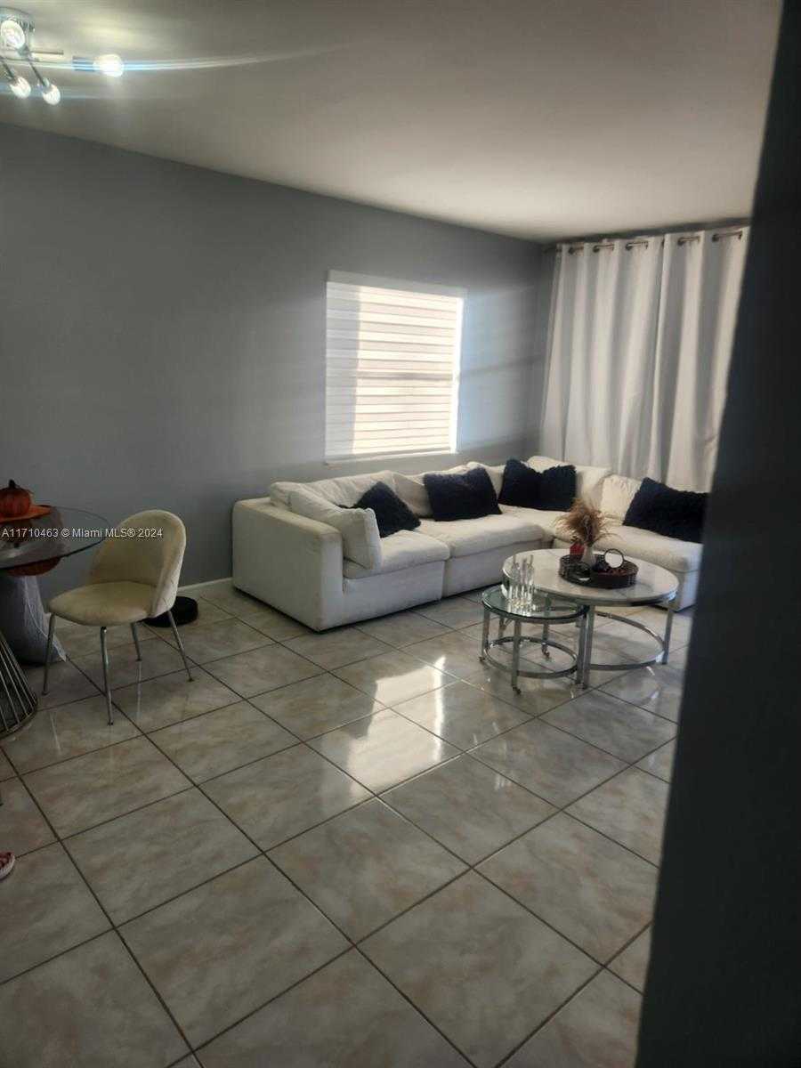 Small Image of 10411 SOUTH WEST 108TH AVE #151, Miami Number 27