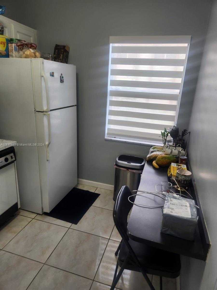 Small Image of 10411 SOUTH WEST 108TH AVE #151, Miami Number 28