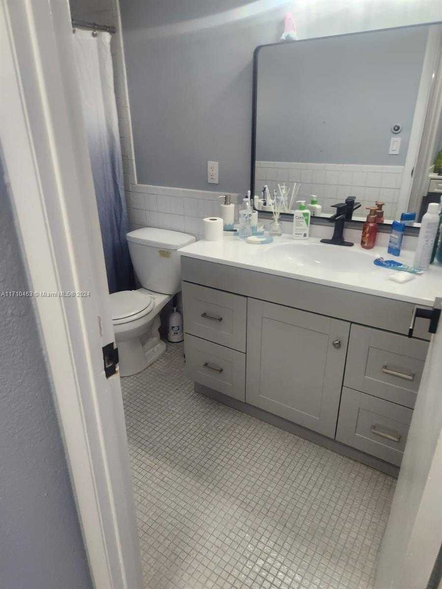 Small Image of 10411 SOUTH WEST 108TH AVE #151, Miami Number 32