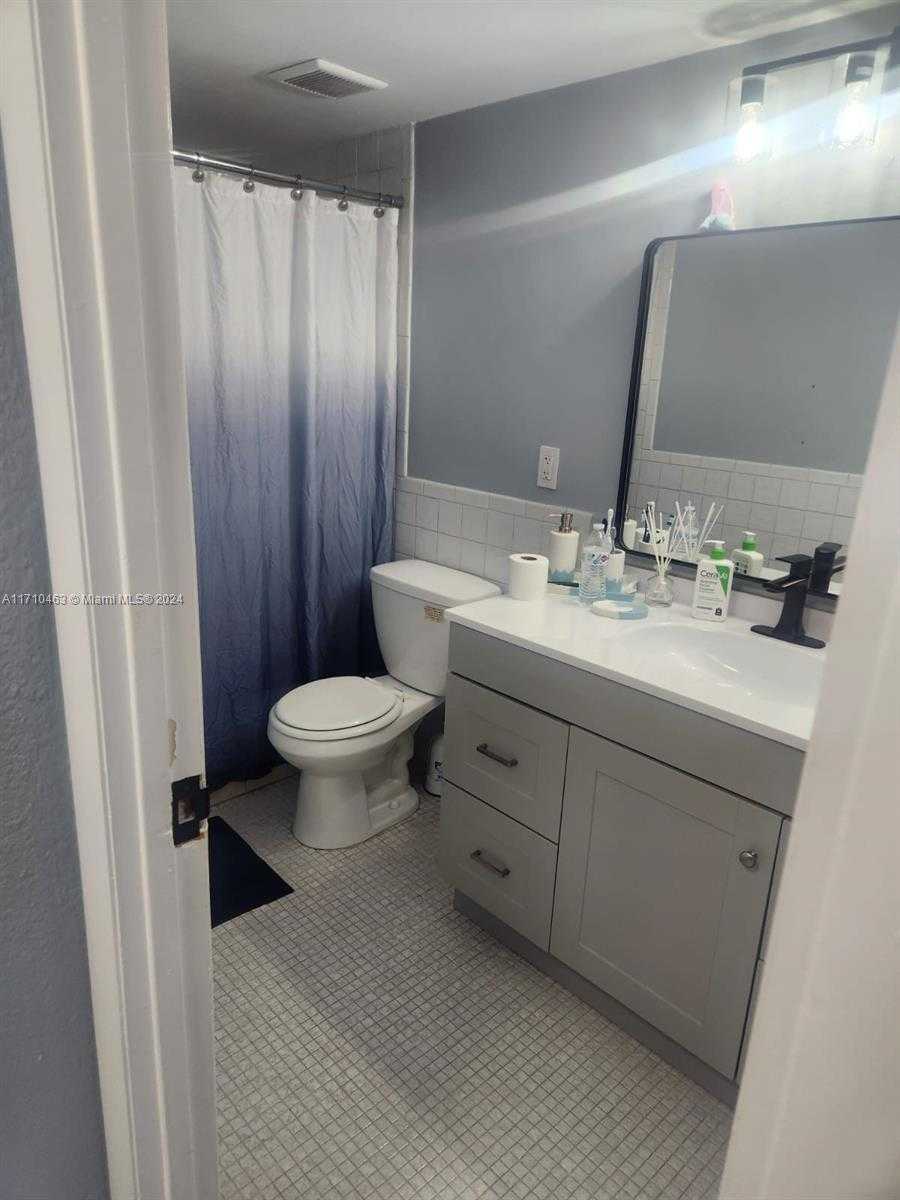 Small Image of 10411 SOUTH WEST 108TH AVE #151, Miami Number 35