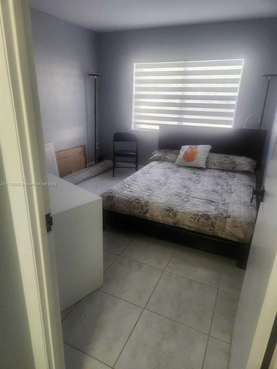 Small Image of 10411 SOUTH WEST 108TH AVE #151, Miami Number 42