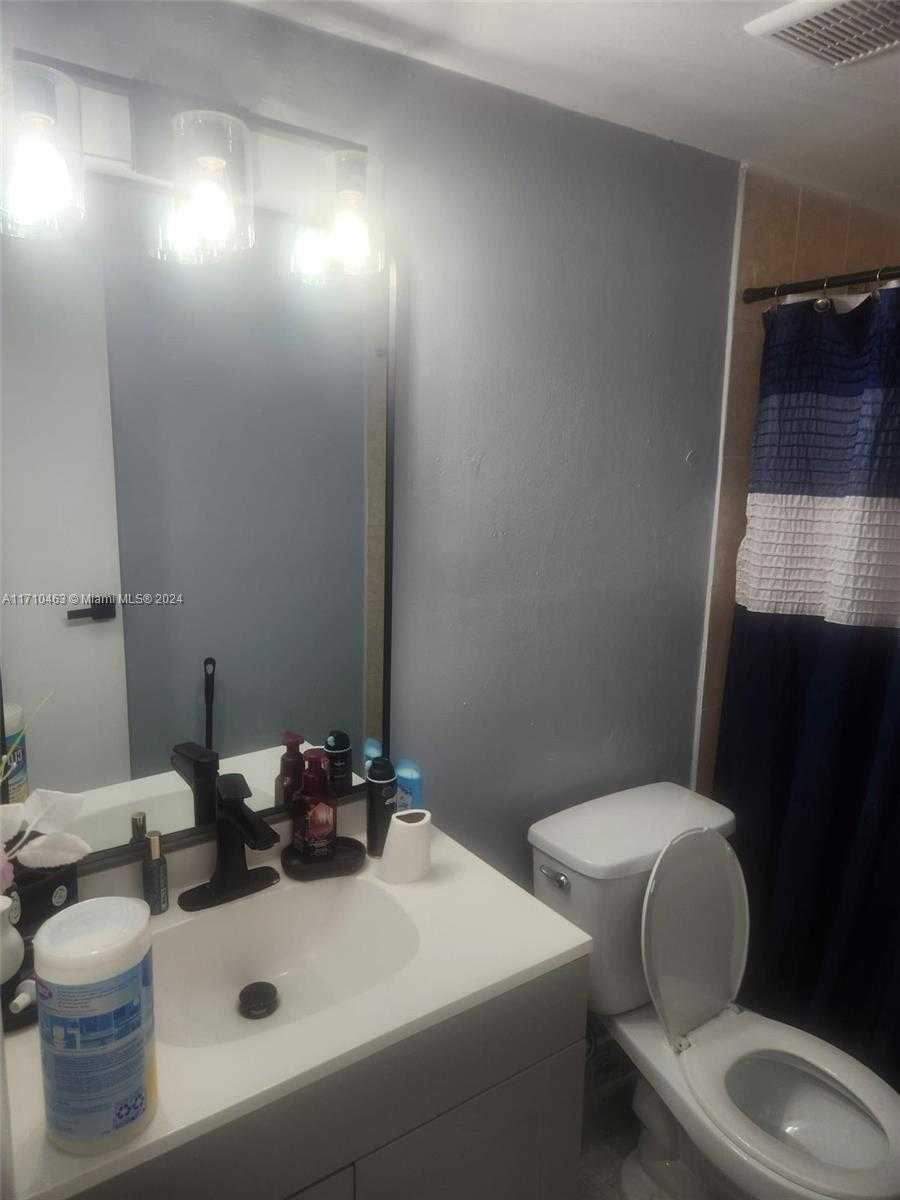 Small Image of 10411 SOUTH WEST 108TH AVE #151, Miami Number 44