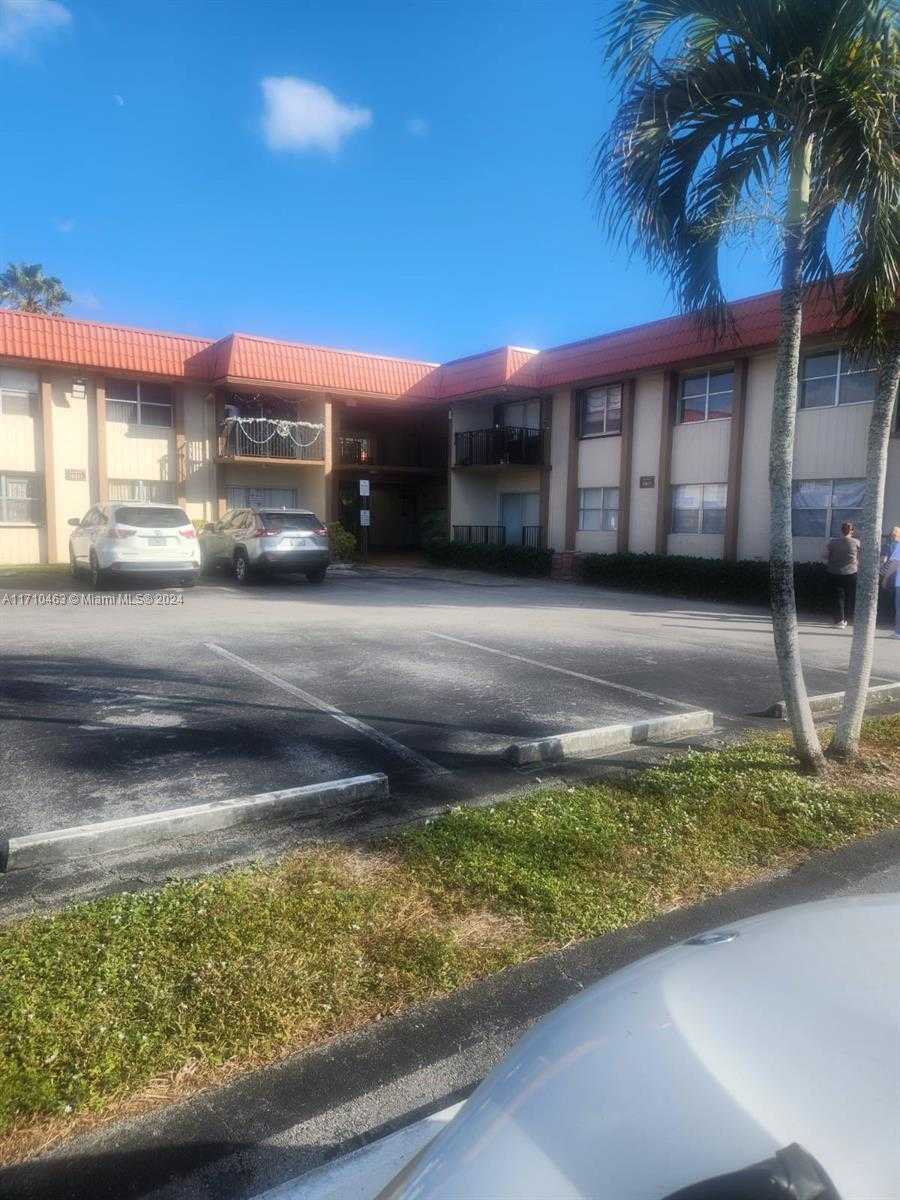 Small Image of 10411 SOUTH WEST 108TH AVE #151, Miami Number 58