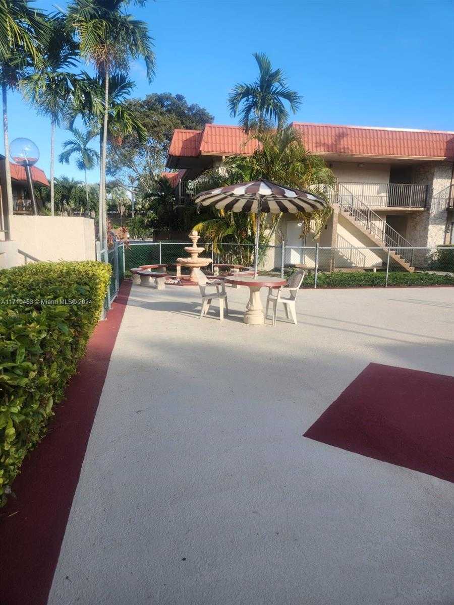 Small Image of 10411 SOUTH WEST 108TH AVE #151, Miami Number 9