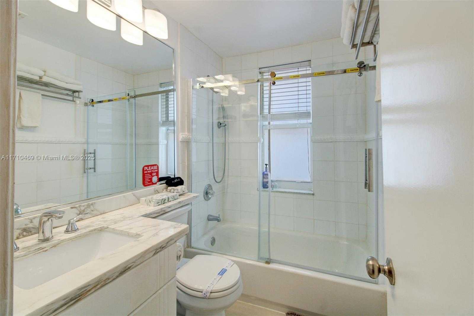 Small Image of 918 OCEAN DR #201, Miami Beach Number 10