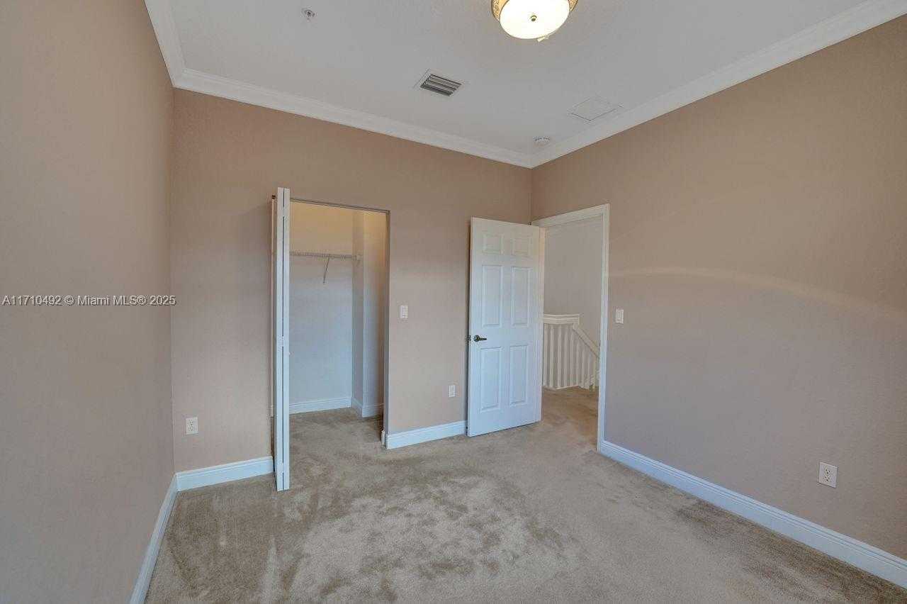 Small Image of 1404 SOUTH WEST 147TH AVE #1404, Pembroke Pines Number 29