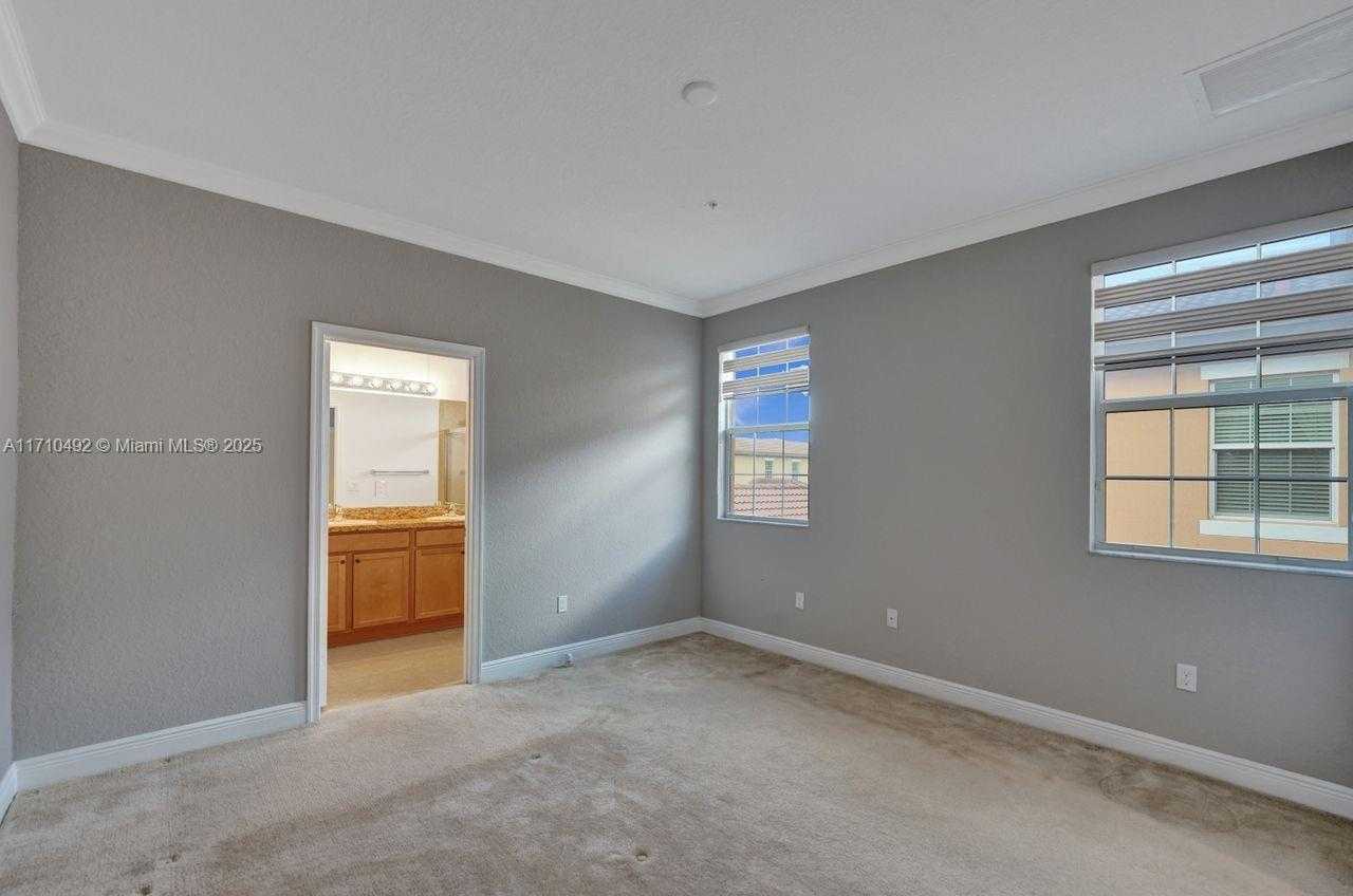 Small Image of 1404 SOUTH WEST 147TH AVE #1404, Pembroke Pines Number 33