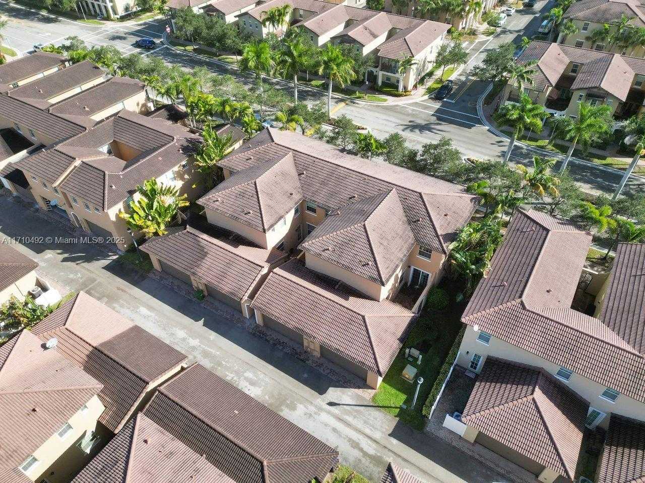 Small Image of 1404 SOUTH WEST 147TH AVE #1404, Pembroke Pines Number 45