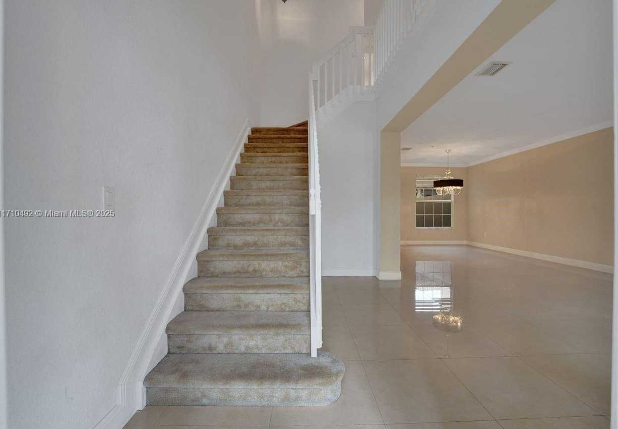 Small Image of 1404 SOUTH WEST 147TH AVE #1404, Pembroke Pines Number 5