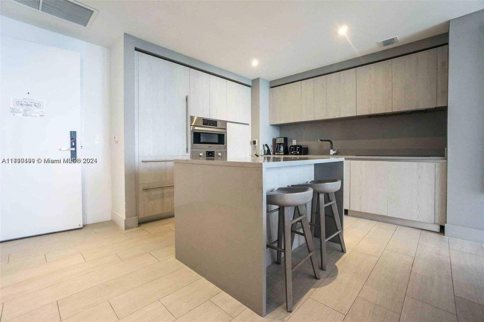 Small Image of 4010 SOUTH OCEAN DR #R2307, Hollywood Number 7