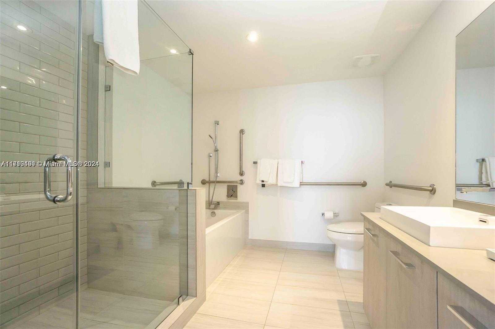 Small Image of 4010 SOUTH OCEAN DR #R2307, Hollywood Number 9