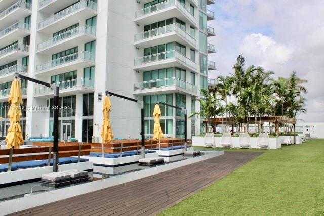 Small Image of 92 SOUTH WEST 3RD ST #4707, Miami Number 16