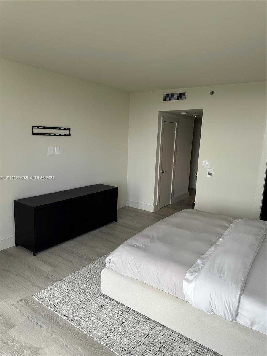 Small Image of 2000 SOUTH EAST ISLAND BLVD #903, Aventura Number 19