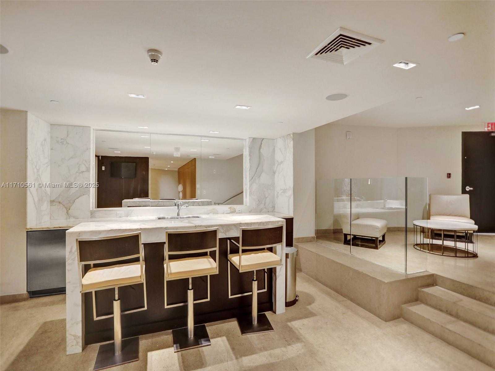 Small Image of 900 BISCAYNE BLVD #501, Miami Number 44