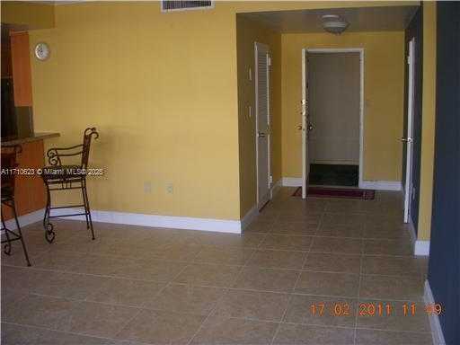 Small Image of 5255 COLLINS #1A, Miami Beach Number 12