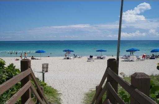 Small Image of 5255 COLLINS #1A, Miami Beach Number 7