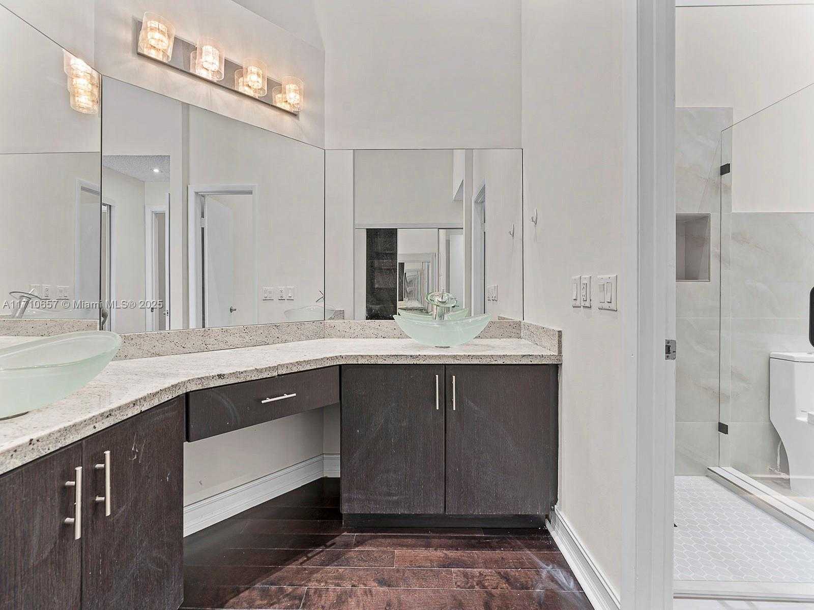Small Image of 3501 MAGELLAN CIR #638, Aventura Number 15