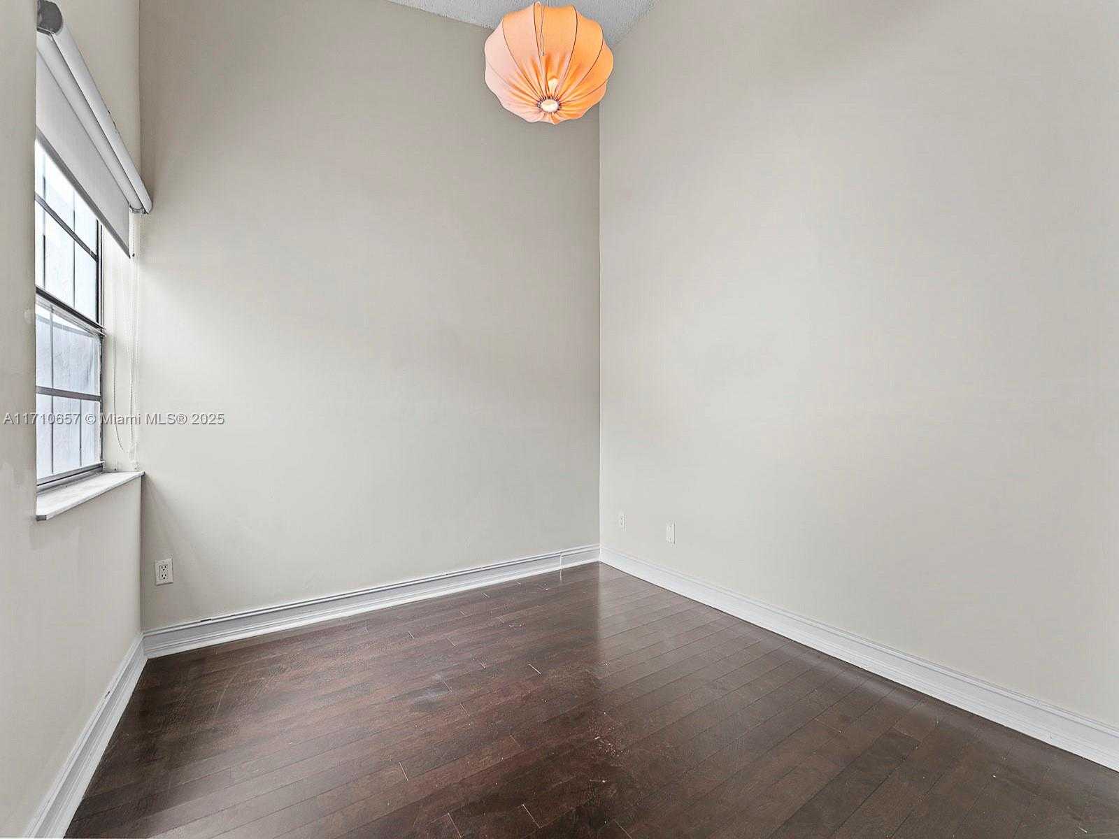 Small Image of 3501 MAGELLAN CIR #638, Aventura Number 22