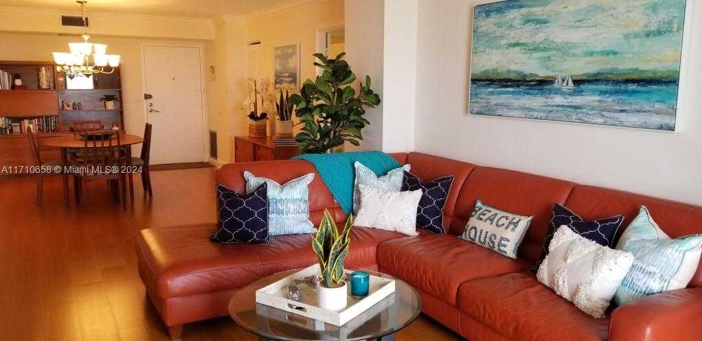 Small Image of 1500 SOUTH OCEAN DR #10B, Hollywood Number 3