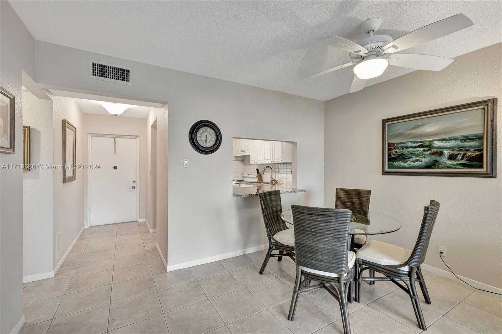 Small Image of 7897 GOLF CIR DR #309, Margate Number 14