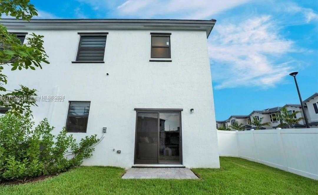 Small Image of 20366 NORTH WEST 4TH PATH #20366, Miami Gardens Number 14