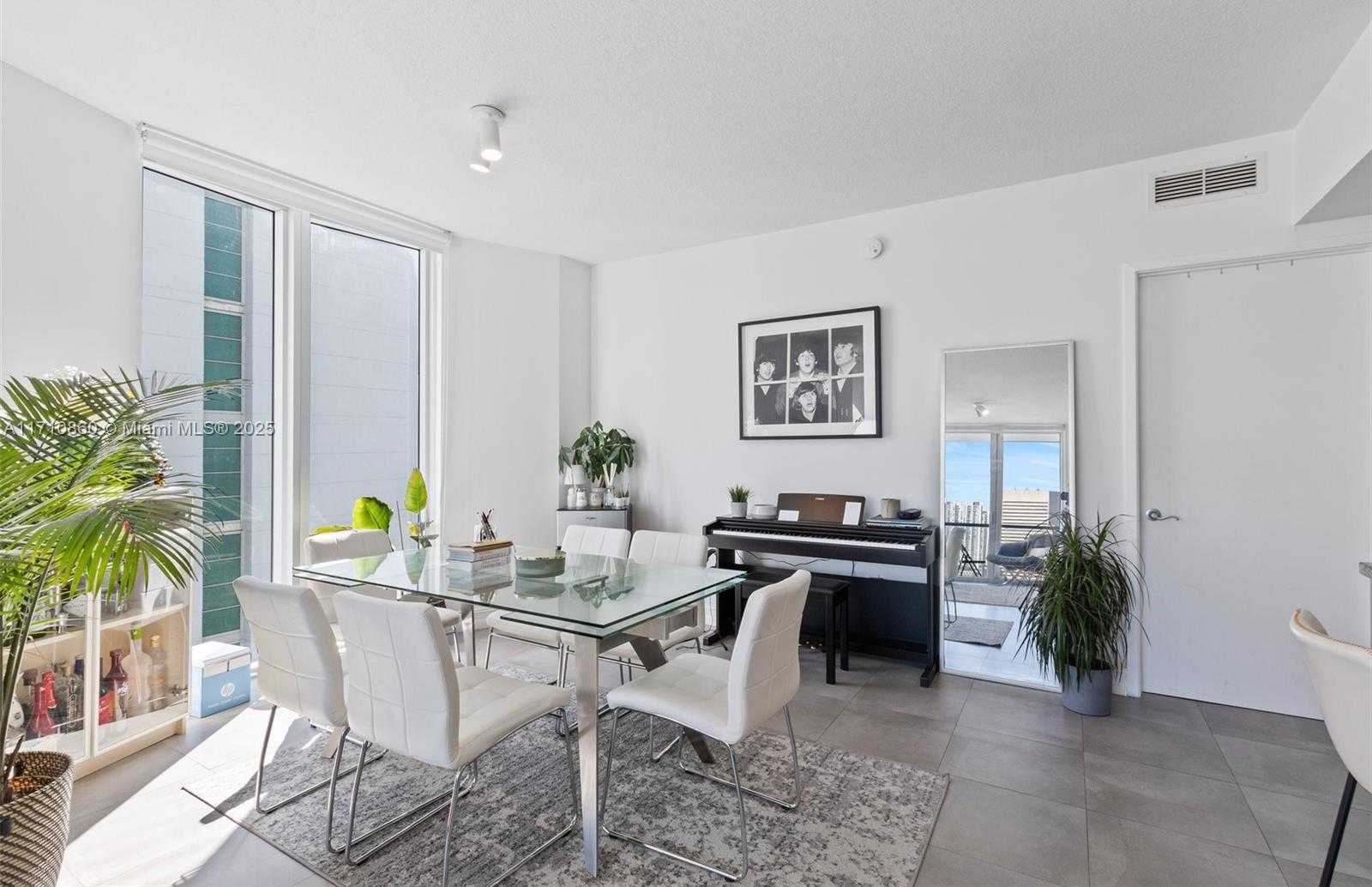 Small Image of 185 SOUTH WEST 7TH ST #3111, Miami Number 10