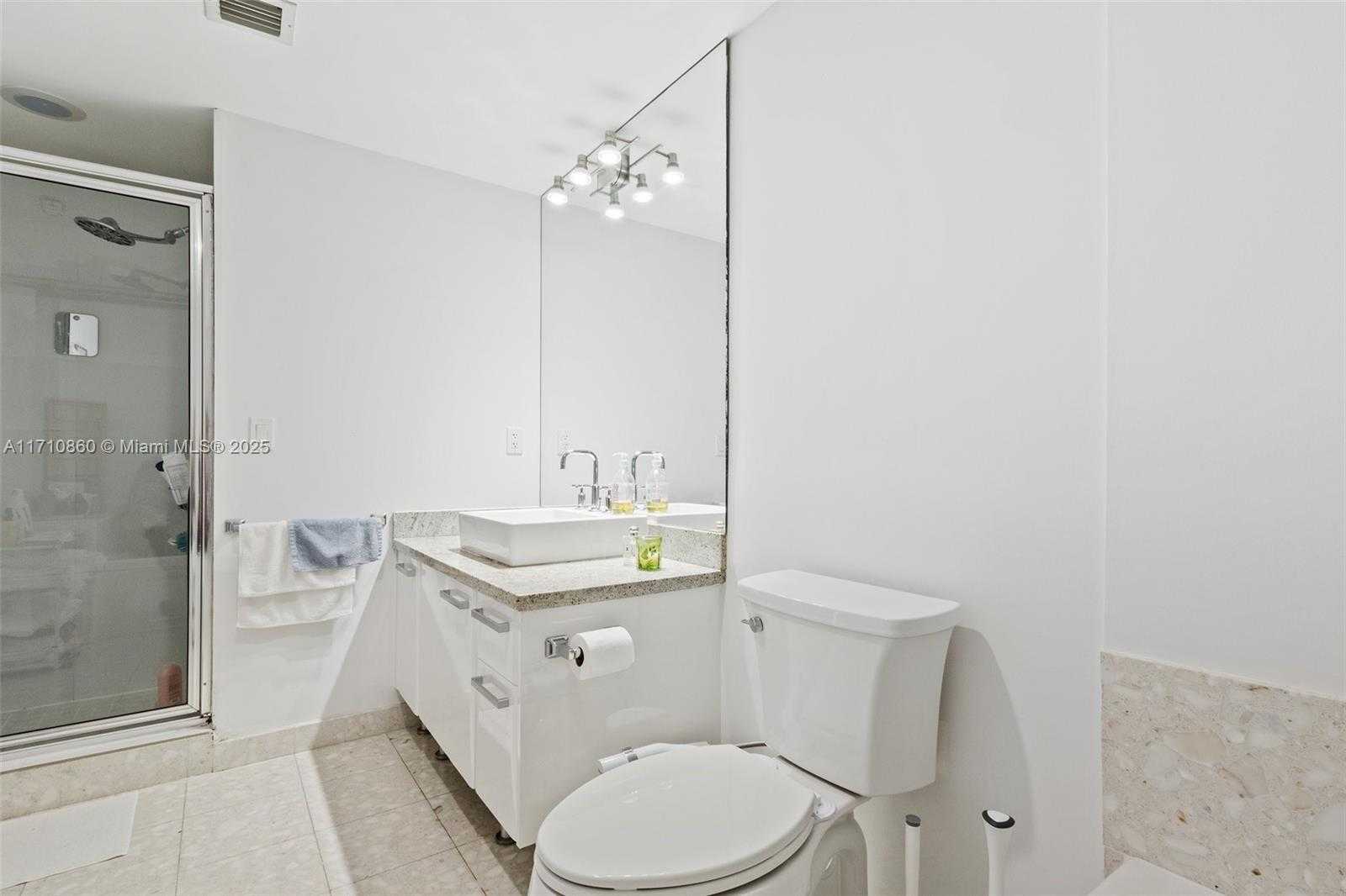 Small Image of 185 SOUTH WEST 7TH ST #3111, Miami Number 22