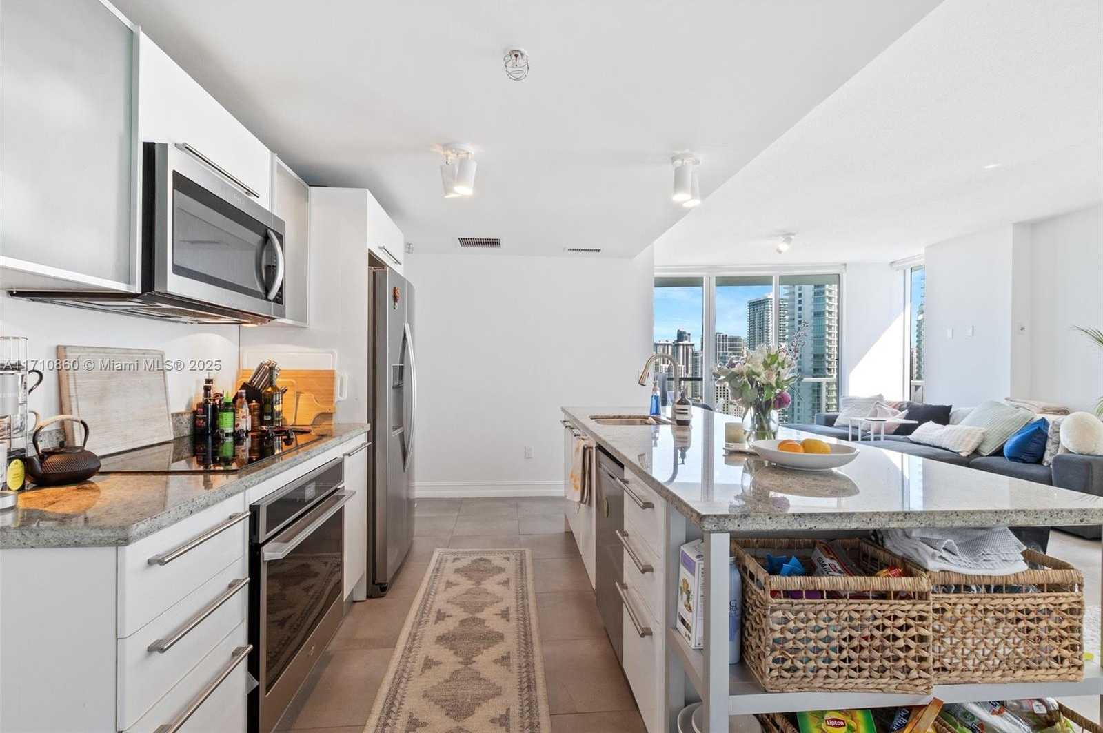 Small Image of 185 SOUTH WEST 7TH ST #3111, Miami Number 6