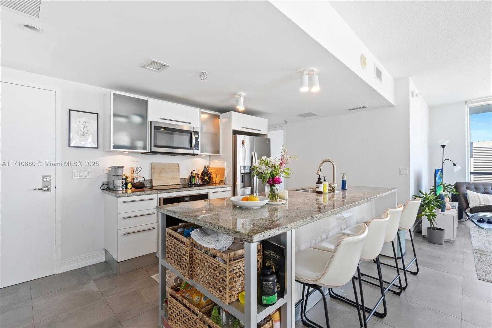 Small Image of 185 SOUTH WEST 7TH ST #3111, Miami Number 7