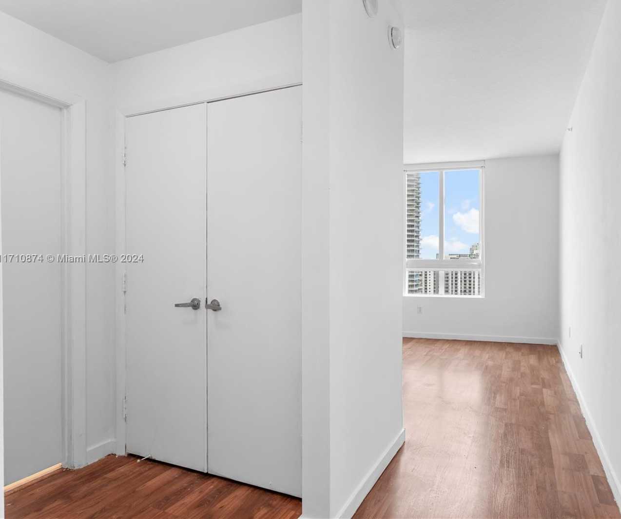 Small Image of 1900 NORTH BAYSHORE DR #2902, Miami Number 17