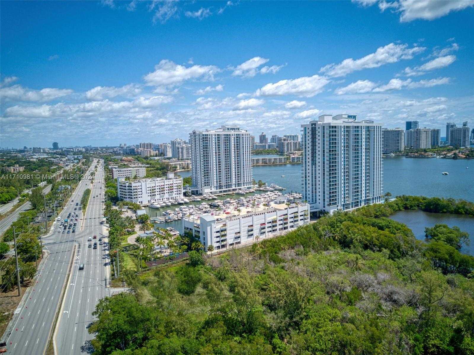 Small Image of 17301 EAST BISCAYNE BLVD #1709, North Miami Beach Number 3