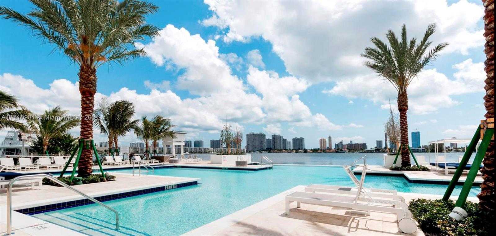 Small Image of 17301 EAST BISCAYNE BLVD #1709, North Miami Beach Number 40