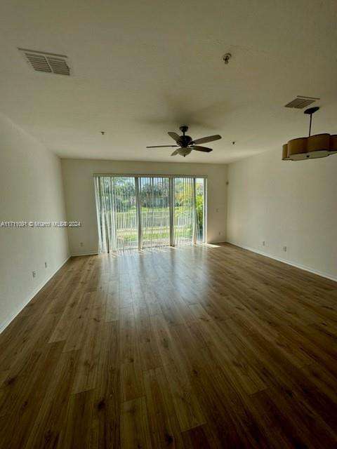Small Image of 882 PIPERS CAY DR #149, West Palm Beach Number 2