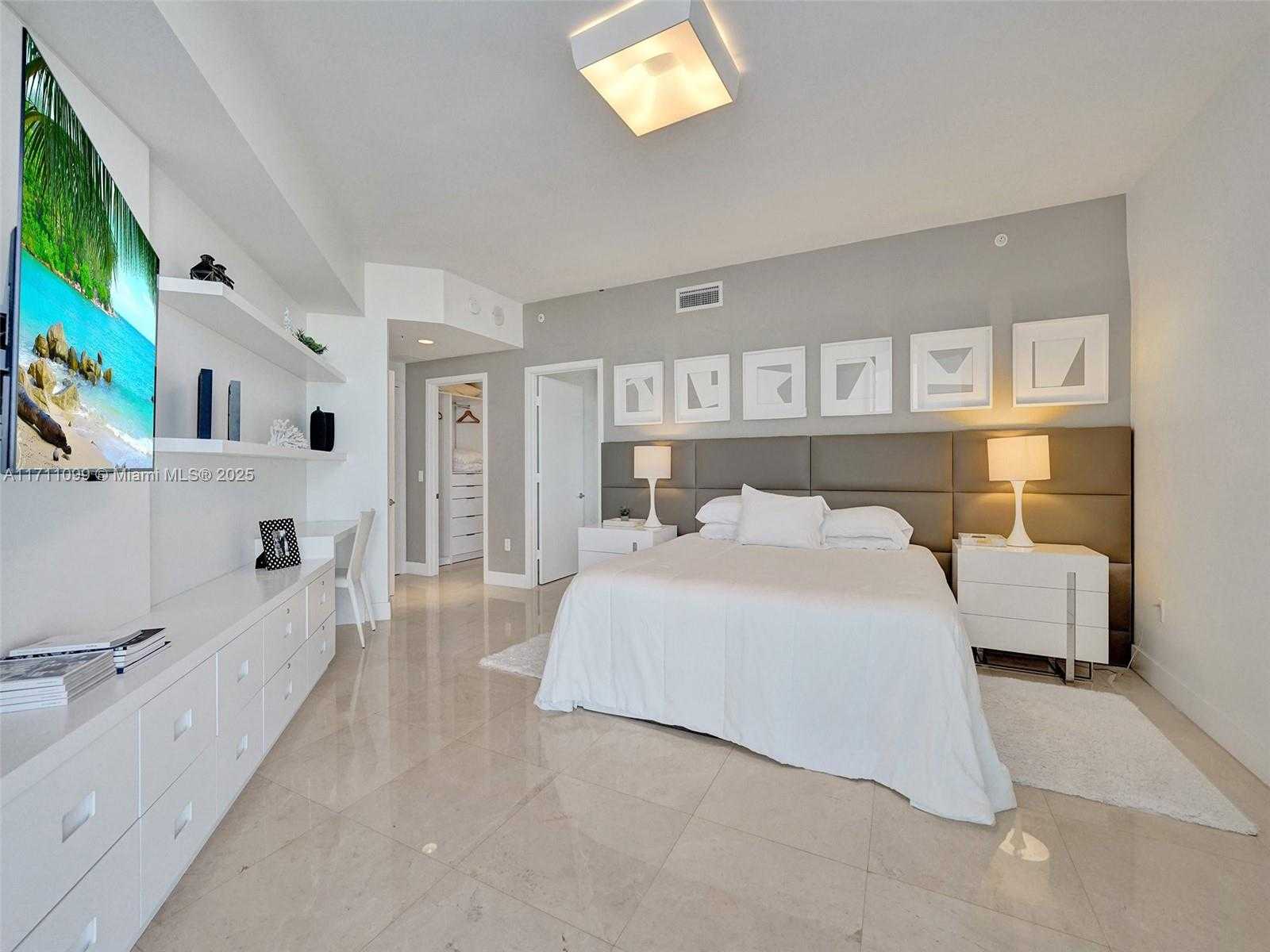 Small Image of 17301 BISCAYNE BLVD #2008, North Miami Beach Number 51