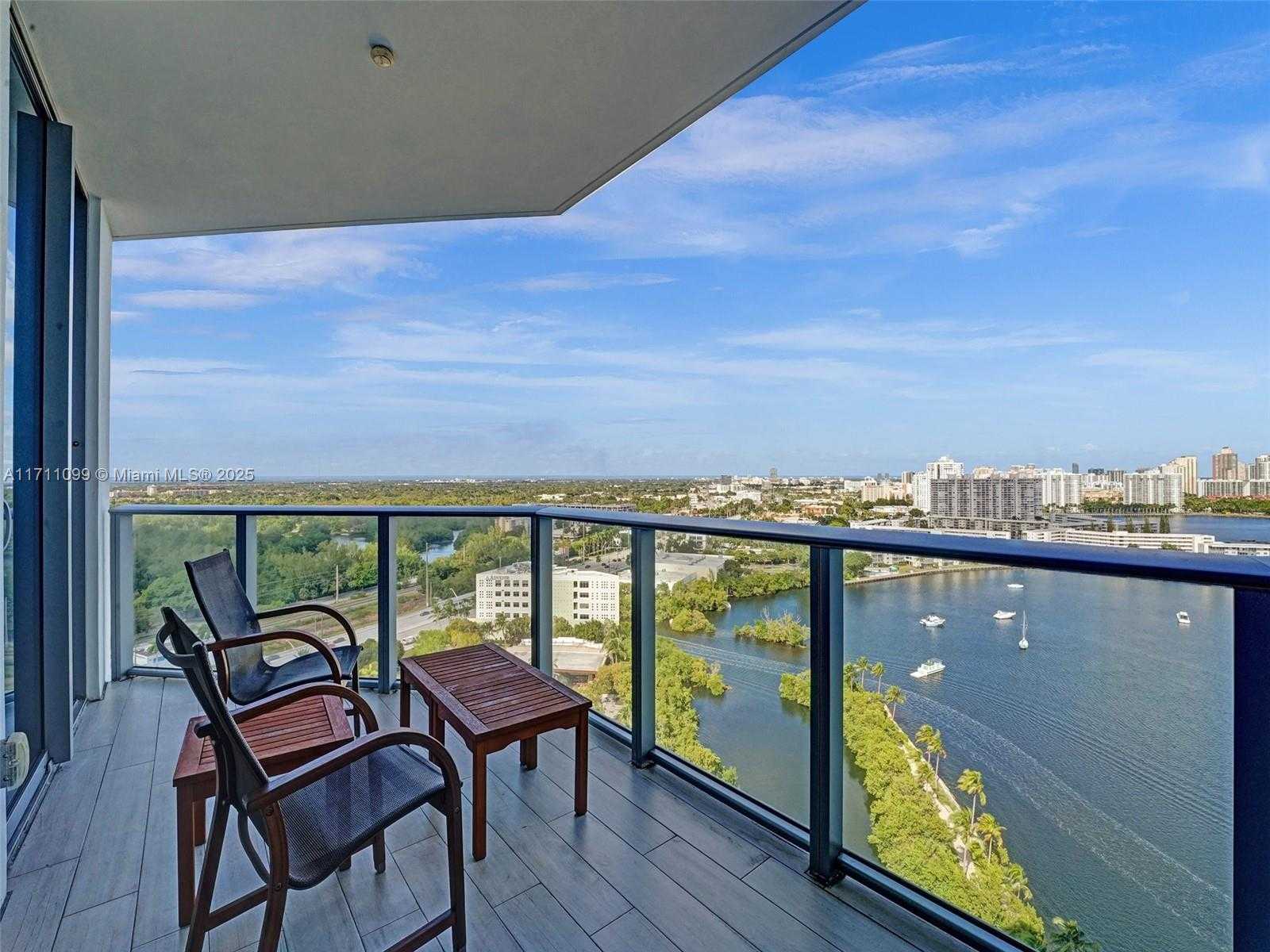 Small Image of 17301 BISCAYNE BLVD #2008, North Miami Beach Number 65
