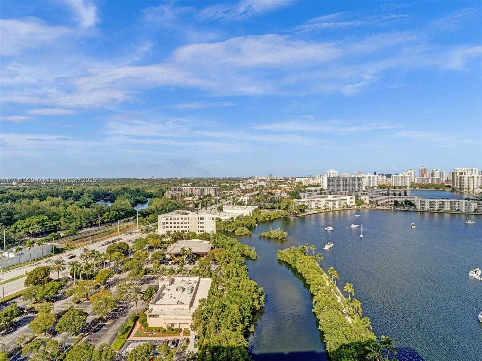 Small Image of 17301 BISCAYNE BLVD #2008, North Miami Beach Number 68