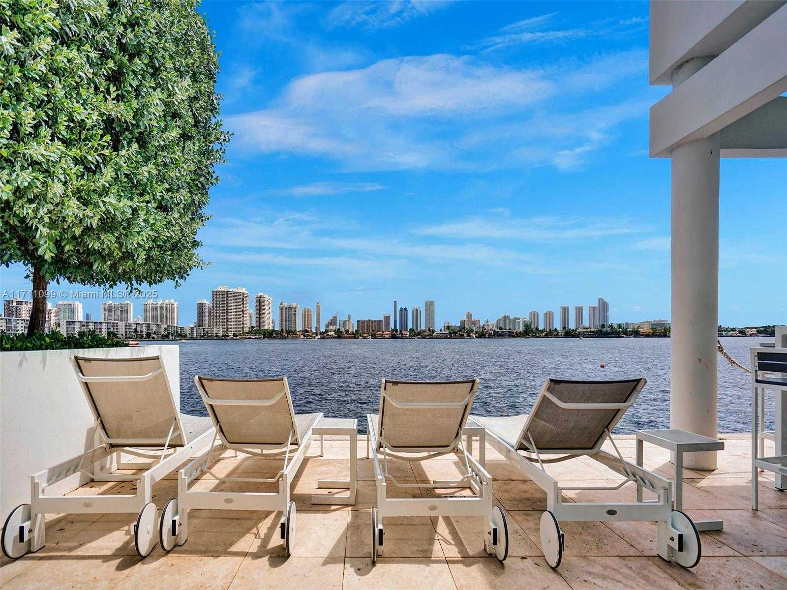 Small Image of 17301 BISCAYNE BLVD #2008, North Miami Beach Number 81