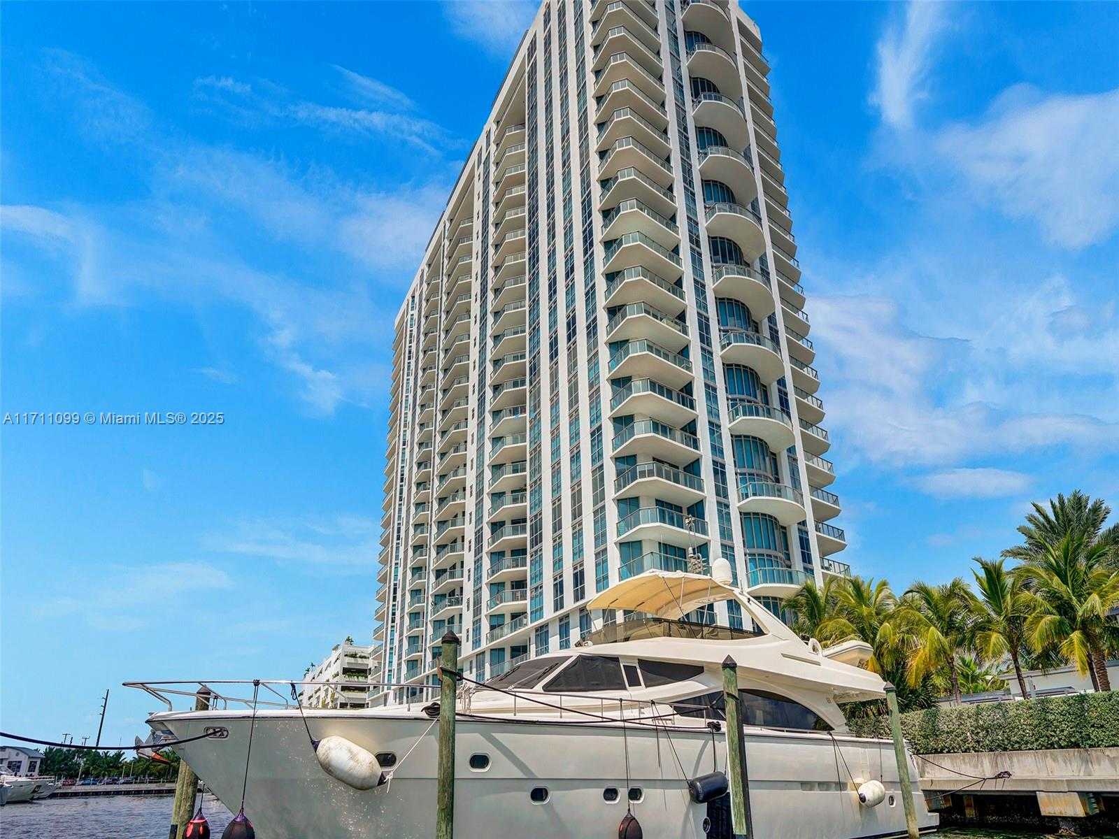 Small Image of 17301 BISCAYNE BLVD #2008, North Miami Beach Number 82