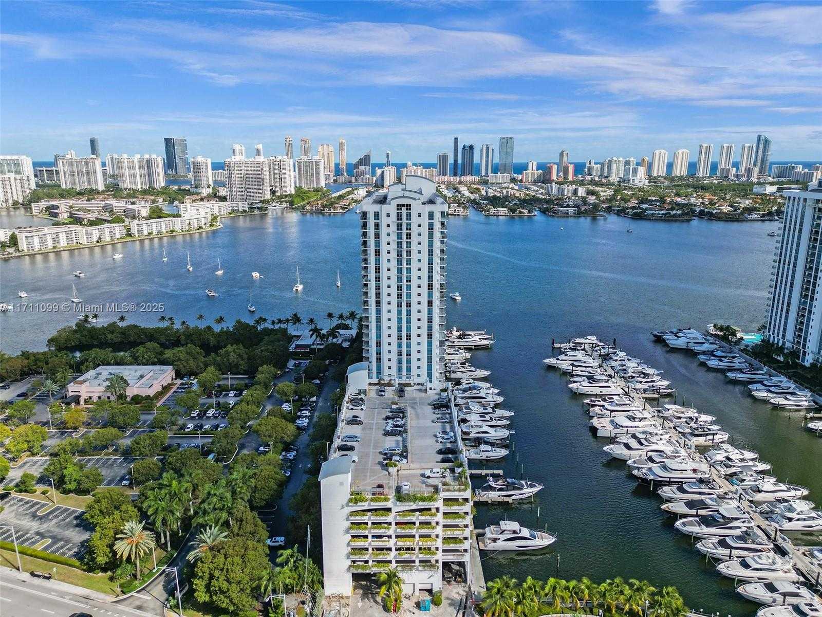 Small Image of 17301 BISCAYNE BLVD #2008, North Miami Beach Number 90