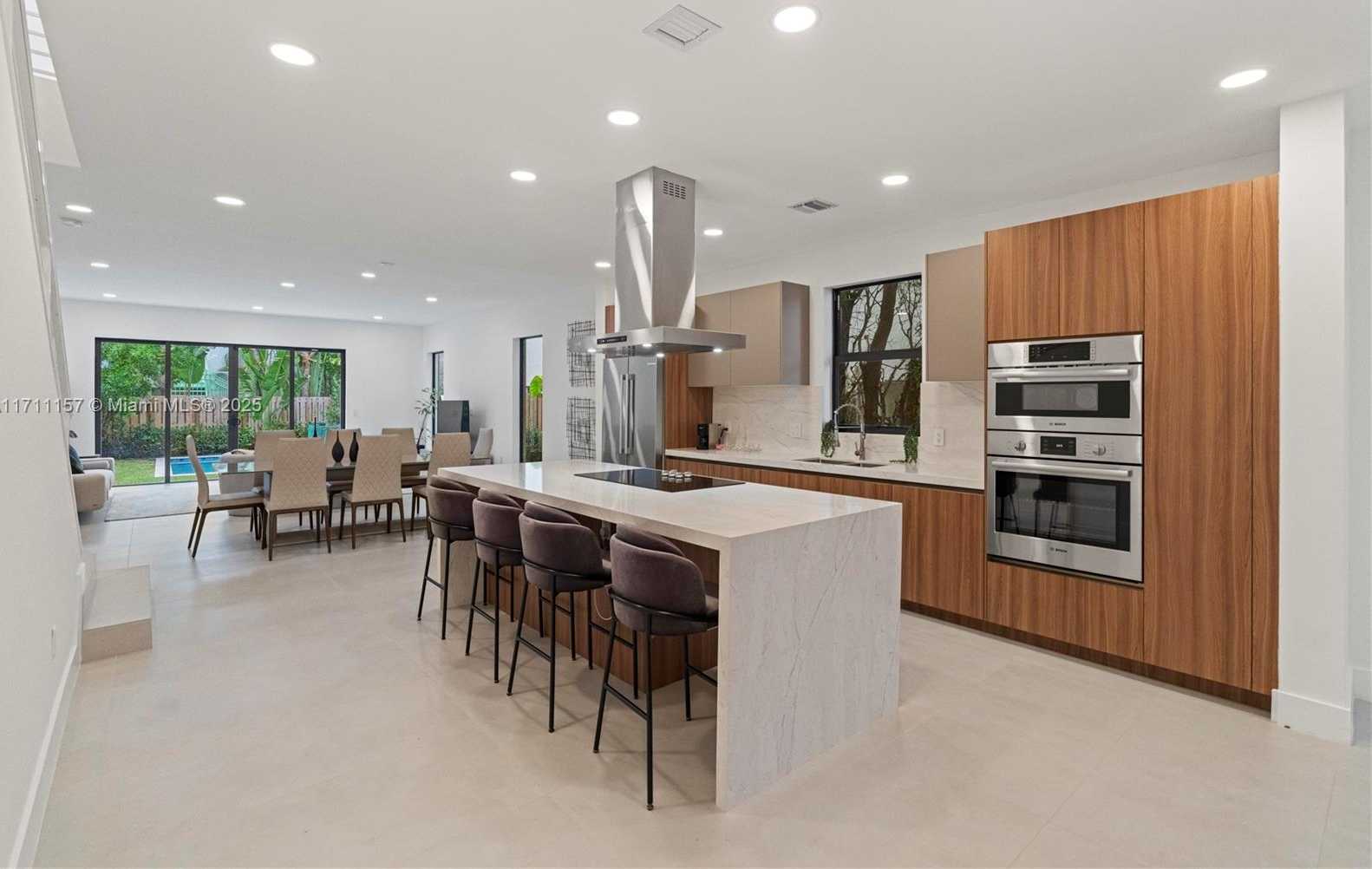 Small Image of 909 NORTH EAST 16TH AVE, Fort Lauderdale Number 4