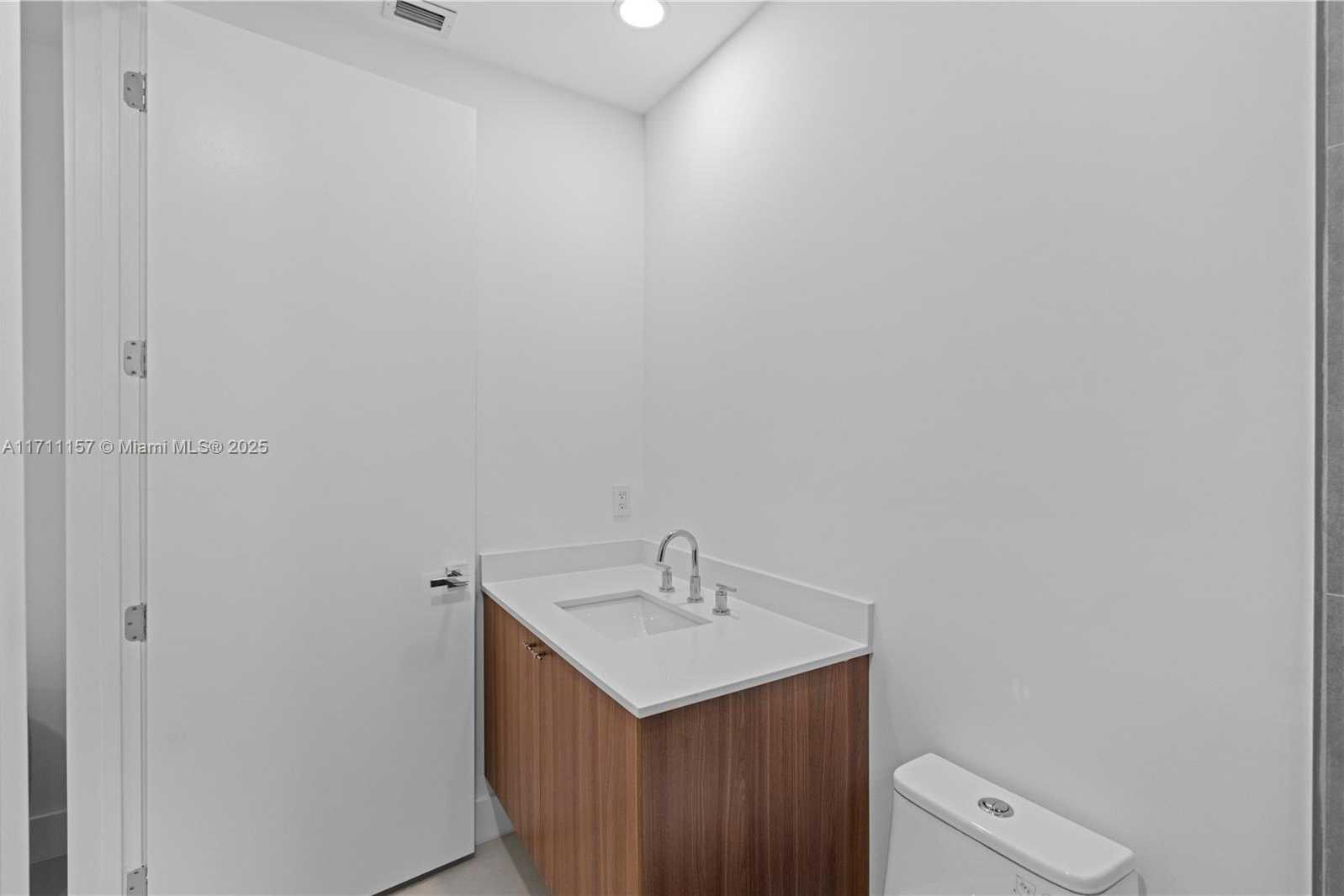Small Image of 909 NORTH EAST 16TH AVE, Fort Lauderdale Number 40