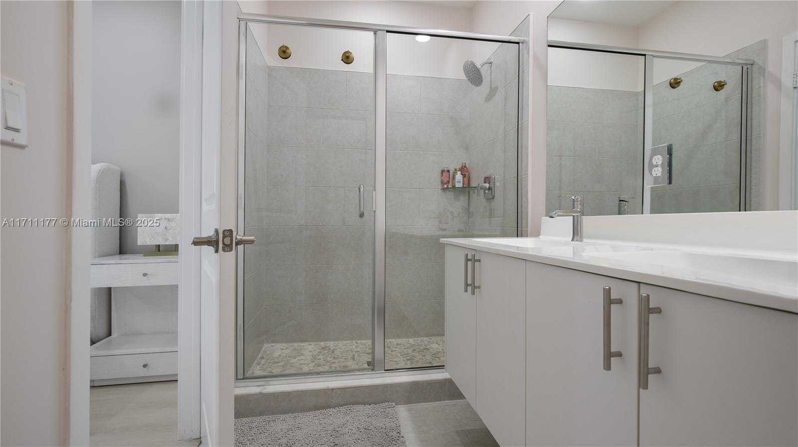 Small Image of 8206 NORTH WEST 43RD ST, Doral Number 10