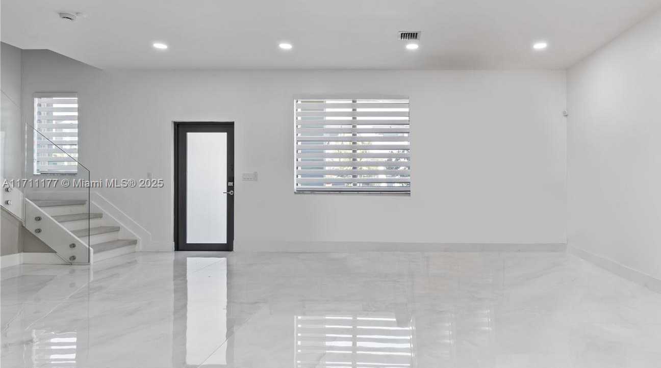 Small Image of 8206 NORTH WEST 43RD ST, Doral Number 5