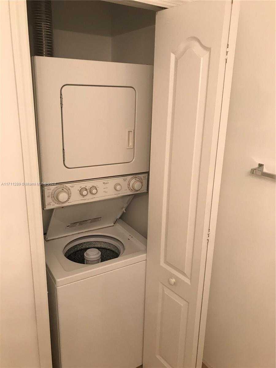 Small Image of 2701 SOUTH WEST 3RD AVE #905, Miami Number 6