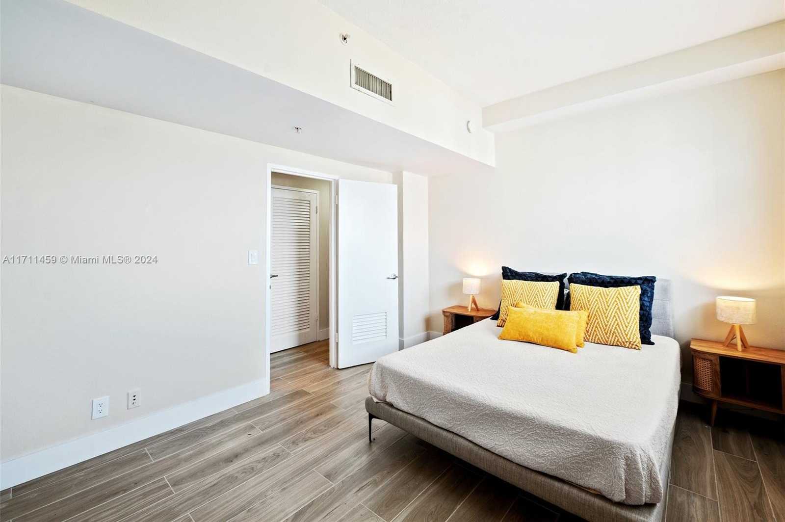 Small Image of 3001 SOUTH OCEAN DR #1639, Hollywood Number 19